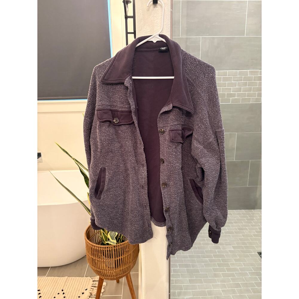 Pacsun oversized flannel jacket. Size XS/S